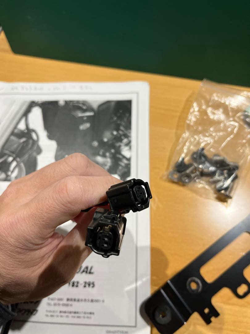 ヤマハ　XSR900用　ワイズギア　ウインカー移設キット