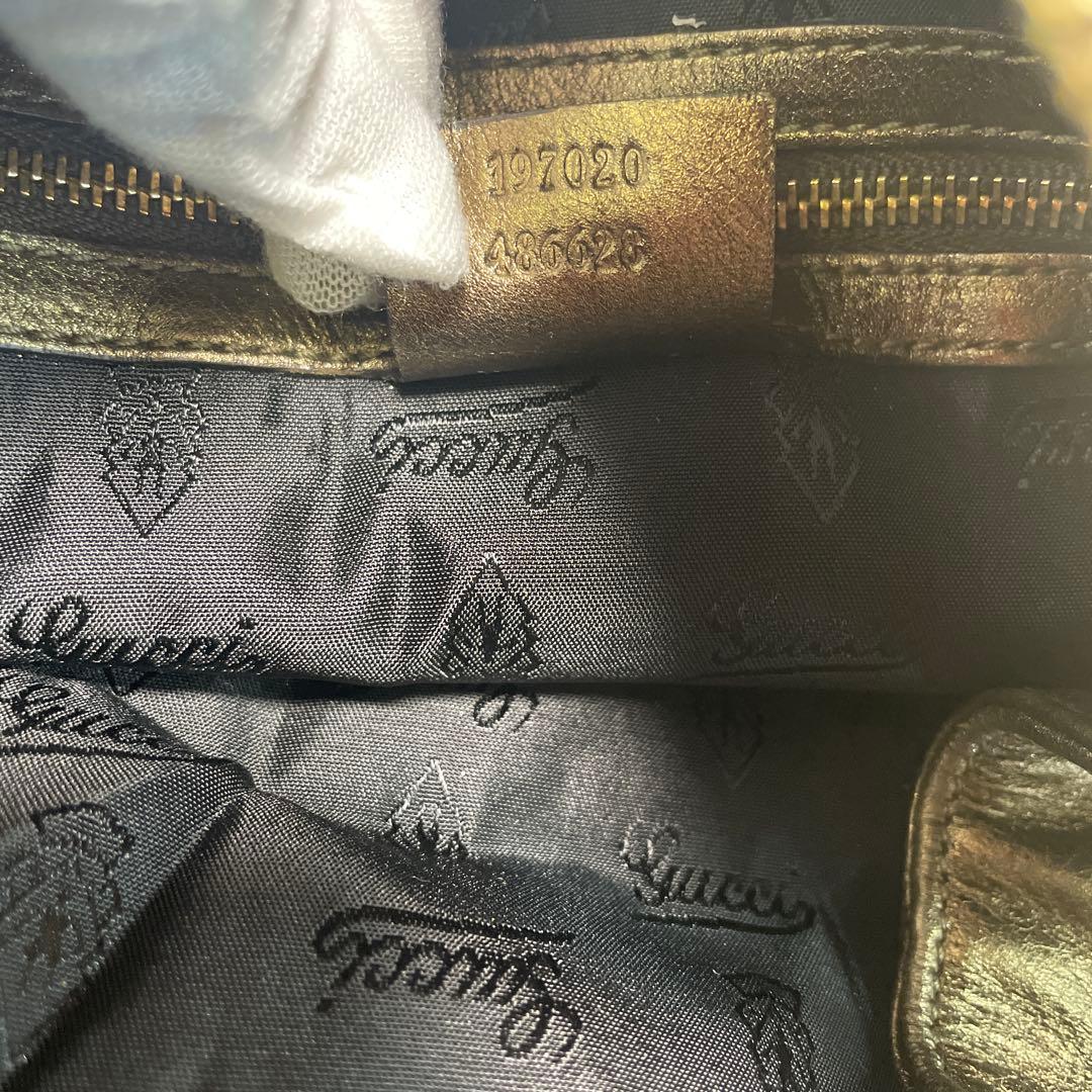 GUCCI グッチ ヒステリア メタリックレザー バッグ