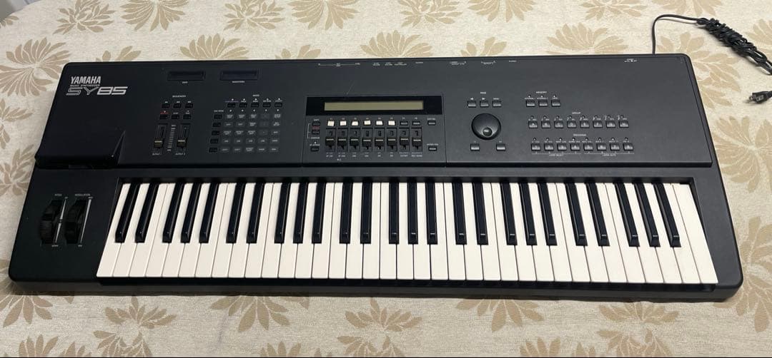 ヤマハ YAMAHA シンセサイザー SY85 日本製