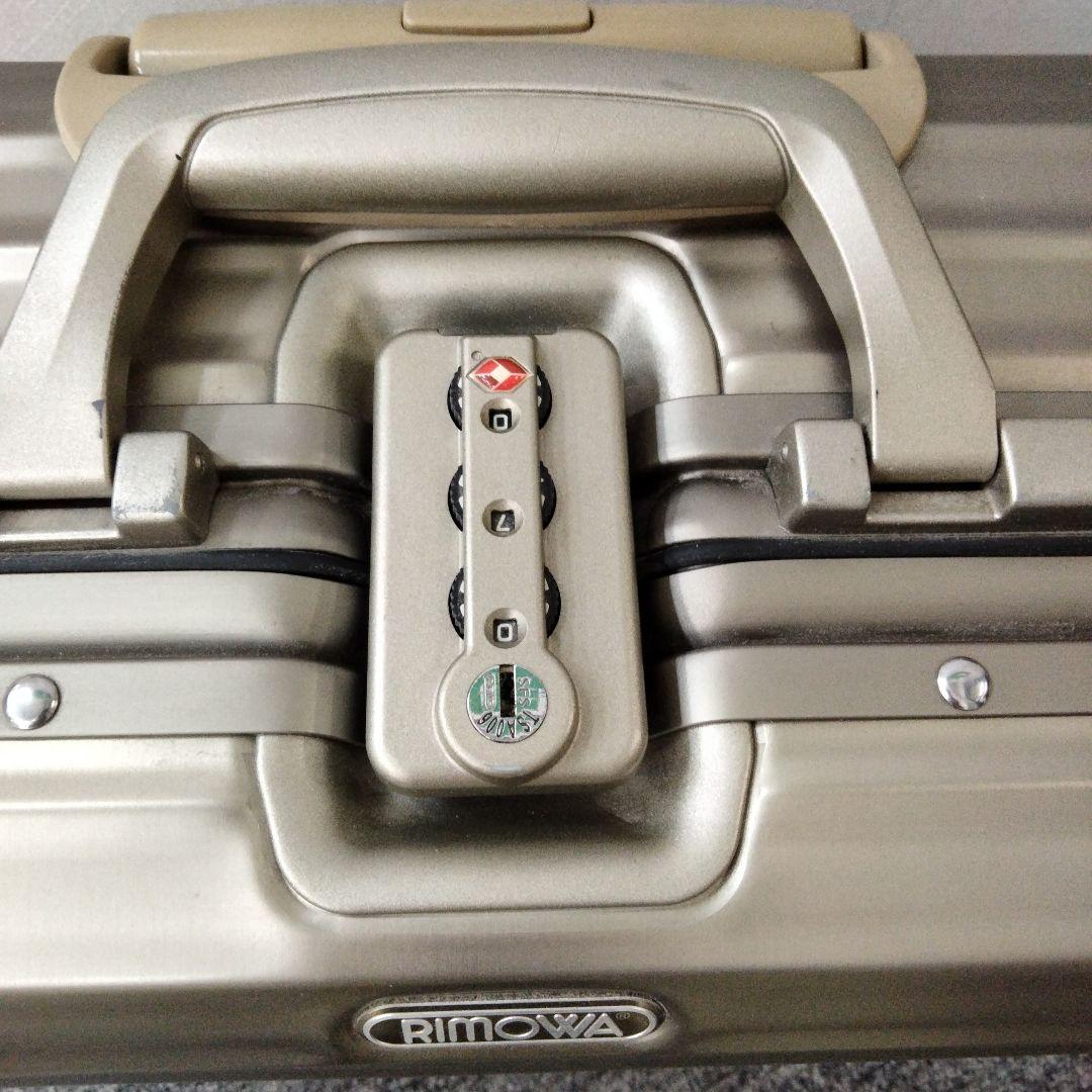 RIMOWA TOPAS TITANIUM　ビジネストロリー２輪