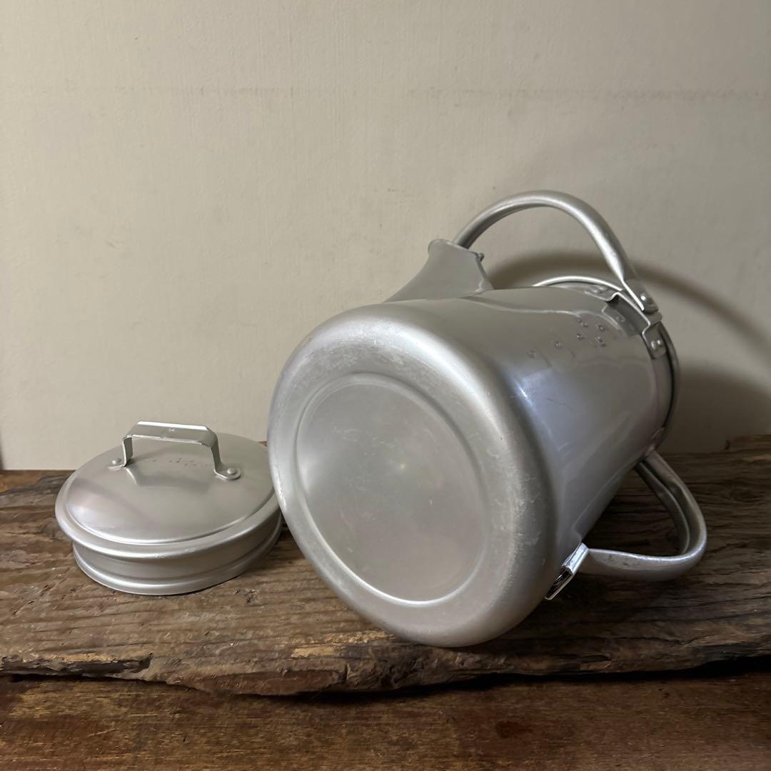 レトロ　ミルクポット　昭和アンティーク　給食　古道具　ディスプレイ　検(李朝)