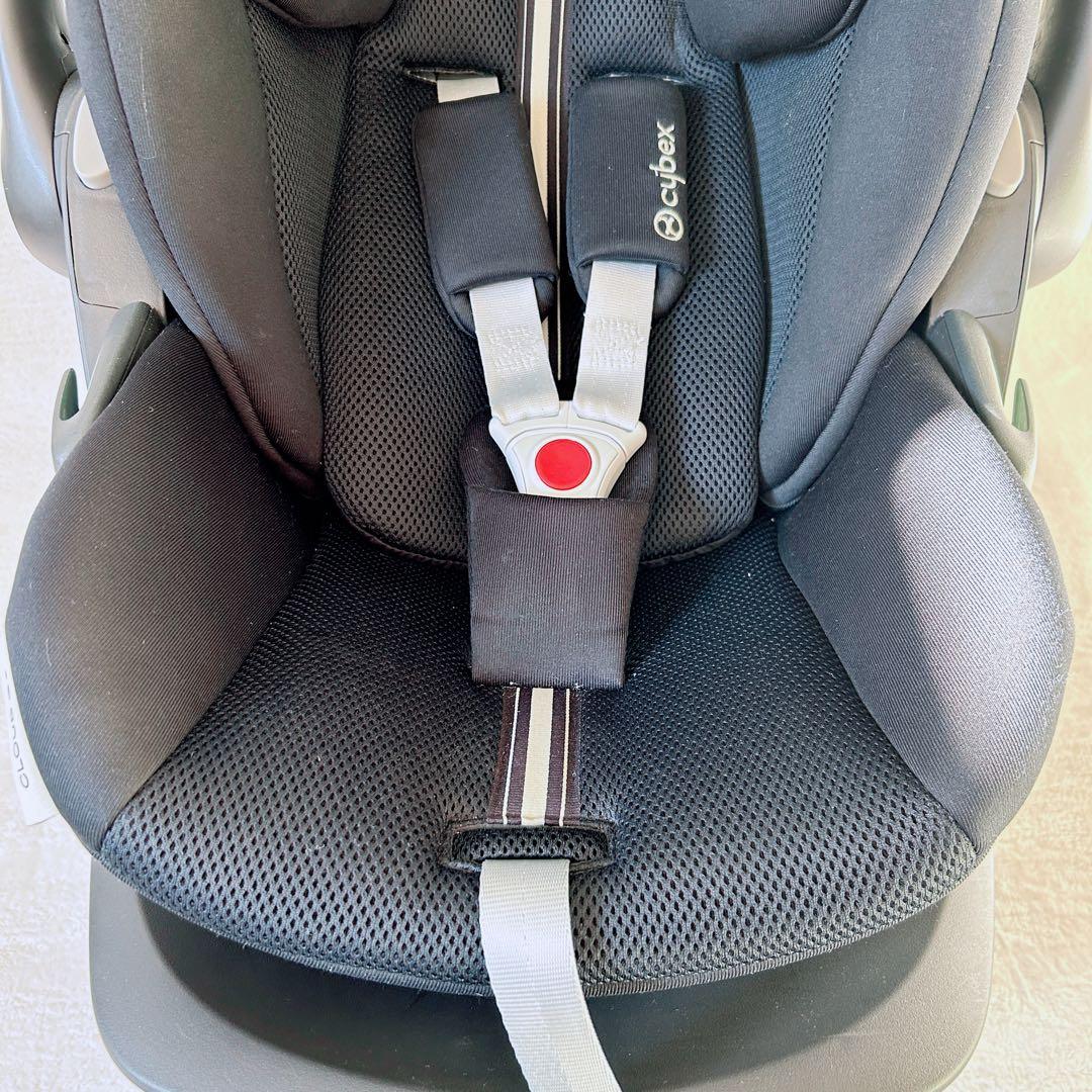 美品✨️ Cybex Cloud G i-Size チャイルドシート　ベースG
