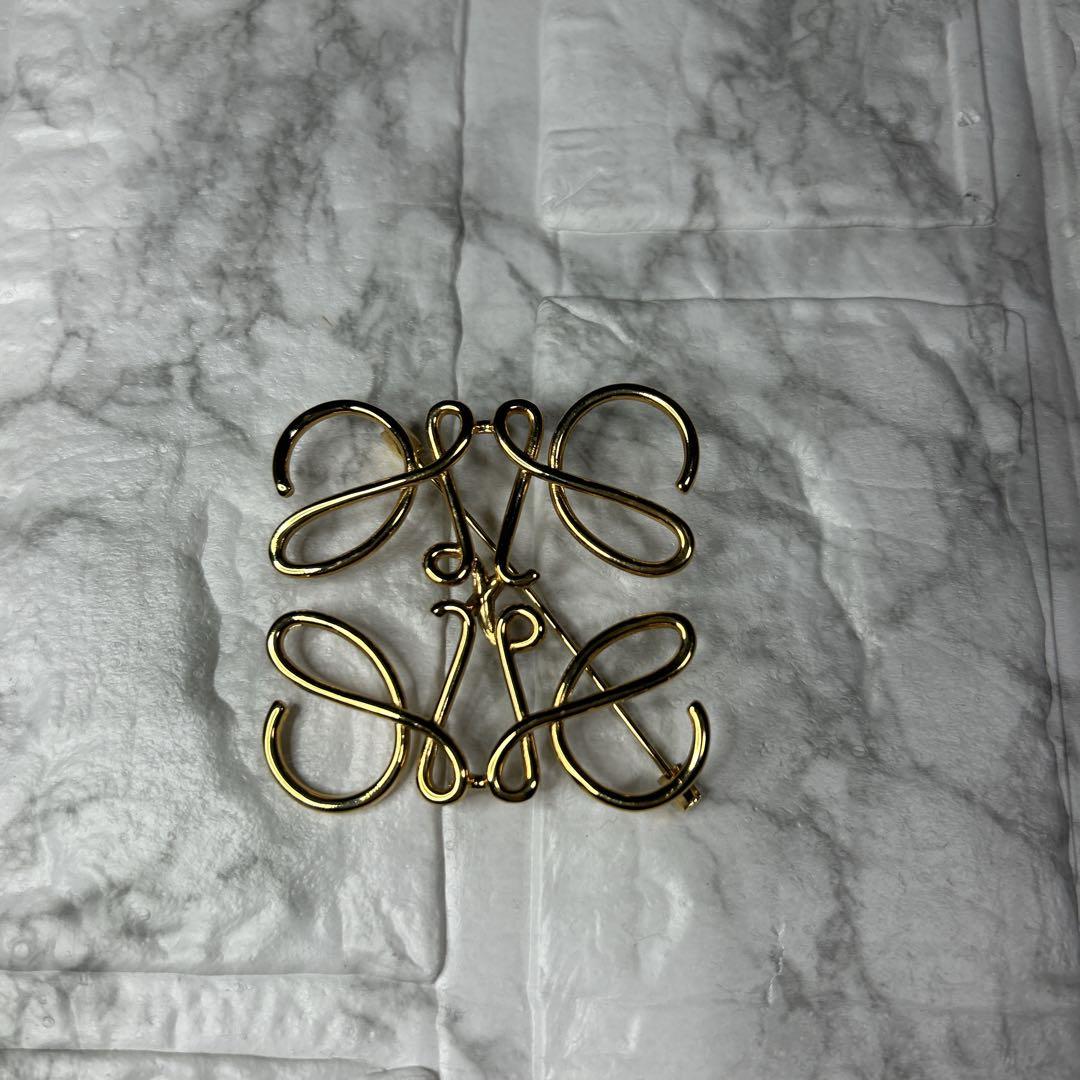 LOEWE ロエベ アナグラムブローチ ブローチ ゴールド