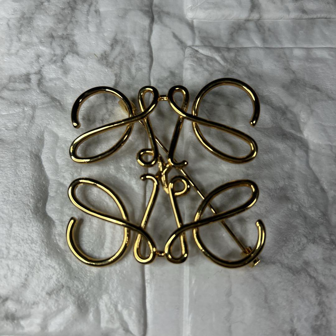 LOEWE ロエベ アナグラムブローチ ブローチ ゴールド