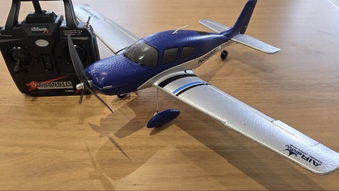 580 ラジコン飛行機、　RCプレーン ホビー　玄人