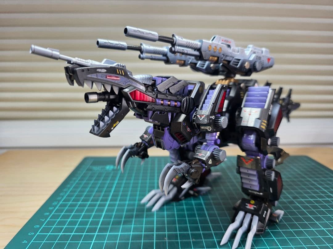 ゾイドHMMジェノザウラー全塗装