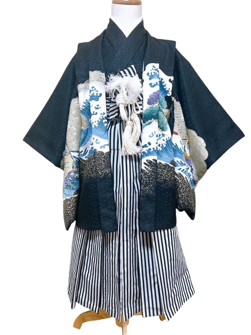 お買い得品♡七五三 5歳　男の子　セット　一式　縦縞袴　黒系　鷹
