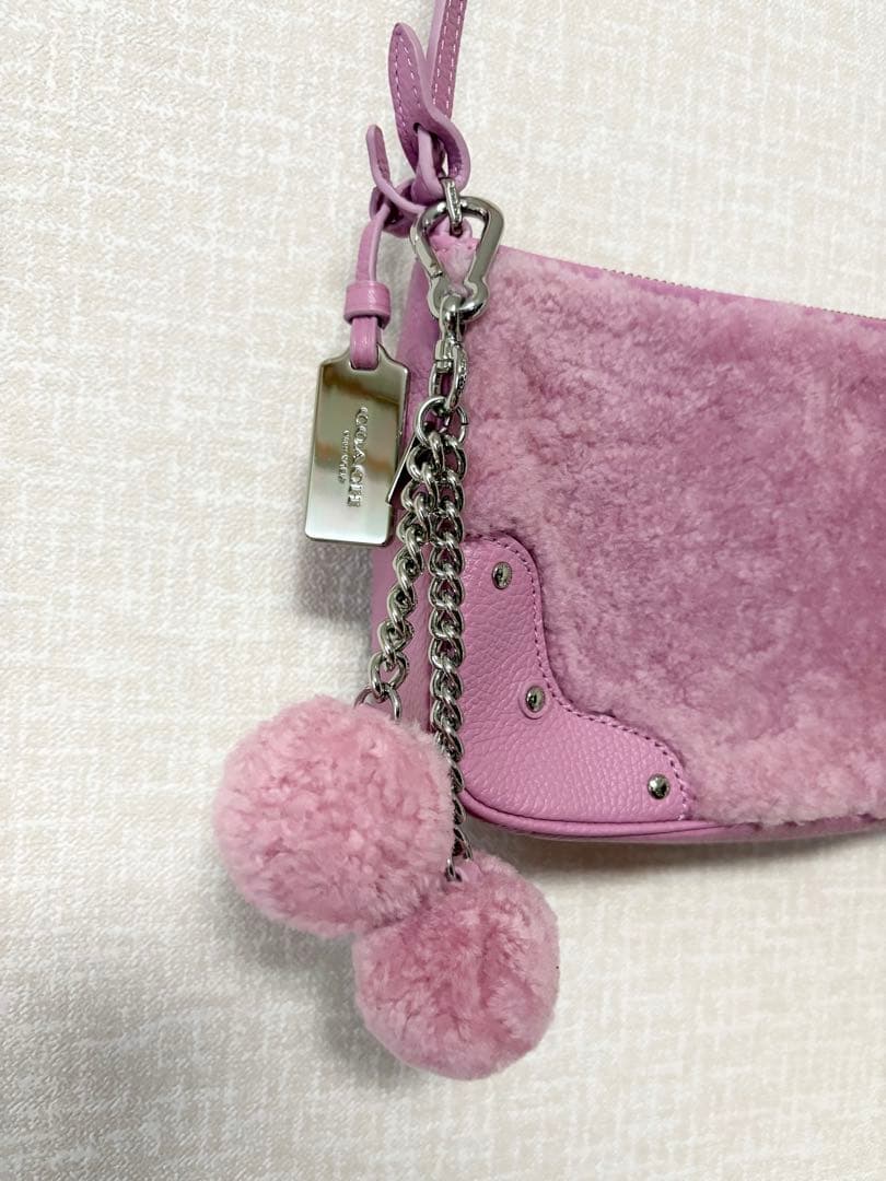 ❤️新品未使用❤️COACHコーチ スモールライダーポシェット ピンクキーホルダー付