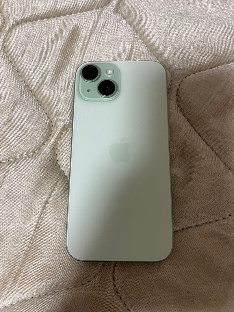 Apple iPhone15 本体 箱 ケーブル付