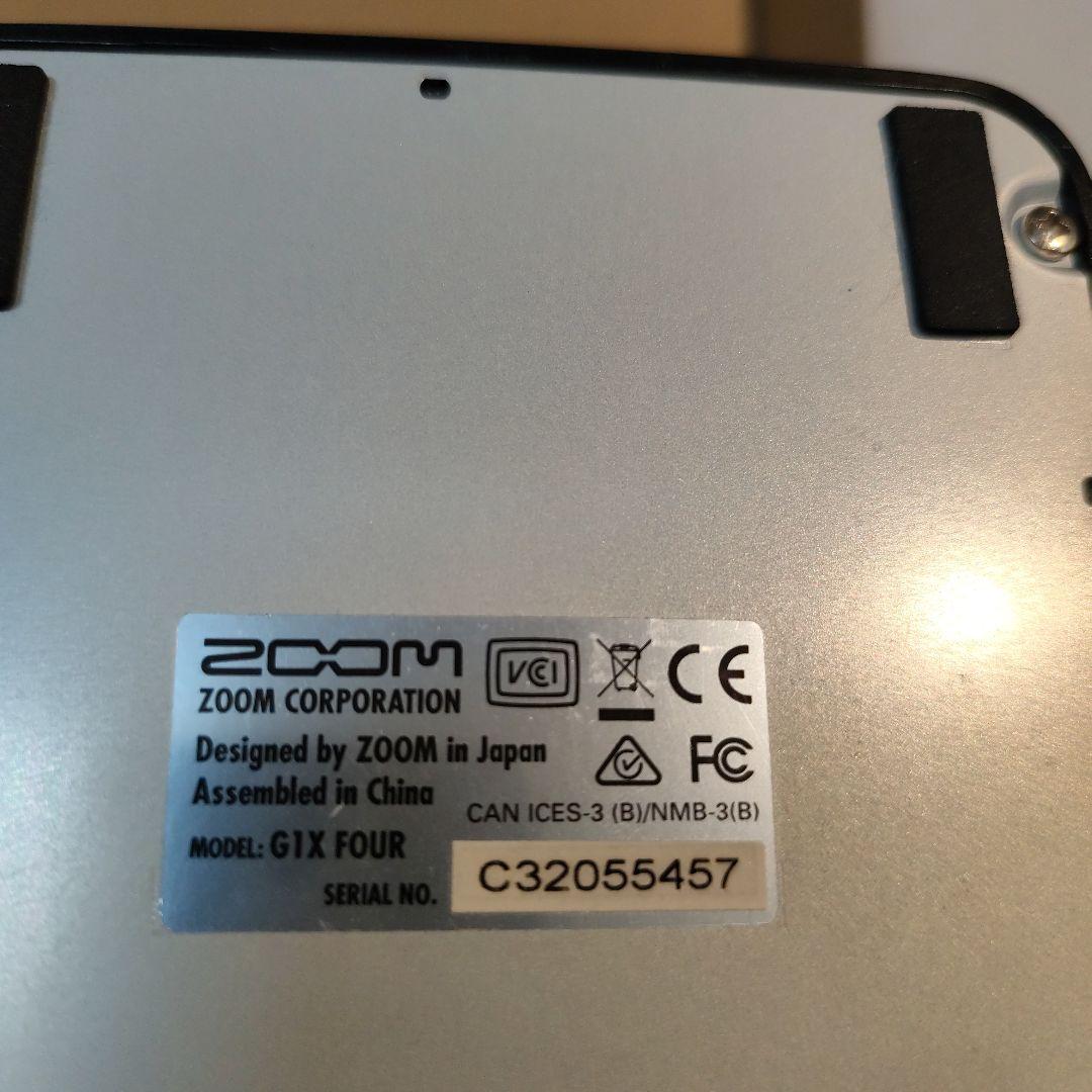 ZOOM ズーム G1X FOUR ギター用マルチエフェクター ペダル付き