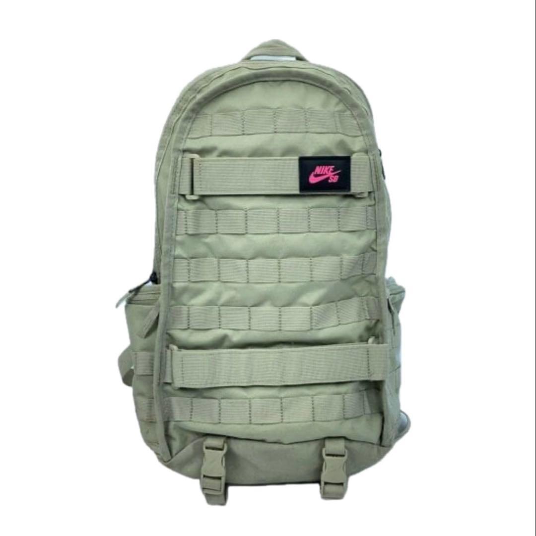 ナイキ ベージュ カーキ　ピンクロゴ　NIKE SBリュック モールシステム