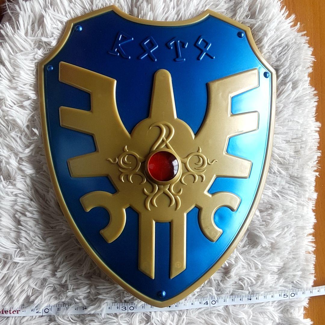 ドゴンクエスト ロトの剣 ロトの盾 天空の剣