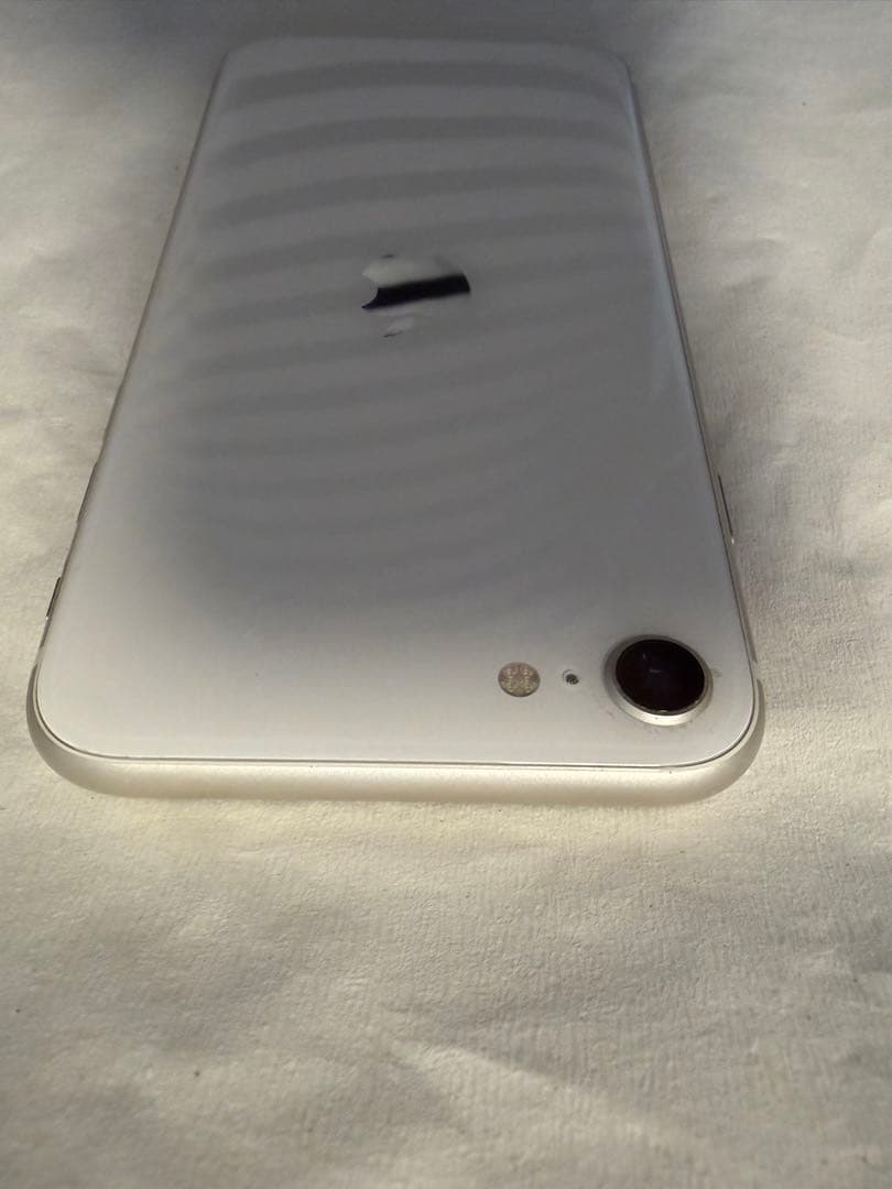 Apple iPhone SE3 128GB ホワイト 本体