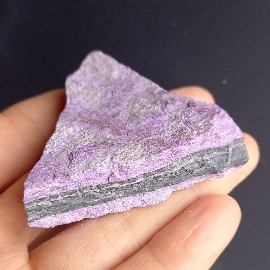 天然石☆スギライト原石 55g★南アフリカ産☆鉱物☆パワーストーン