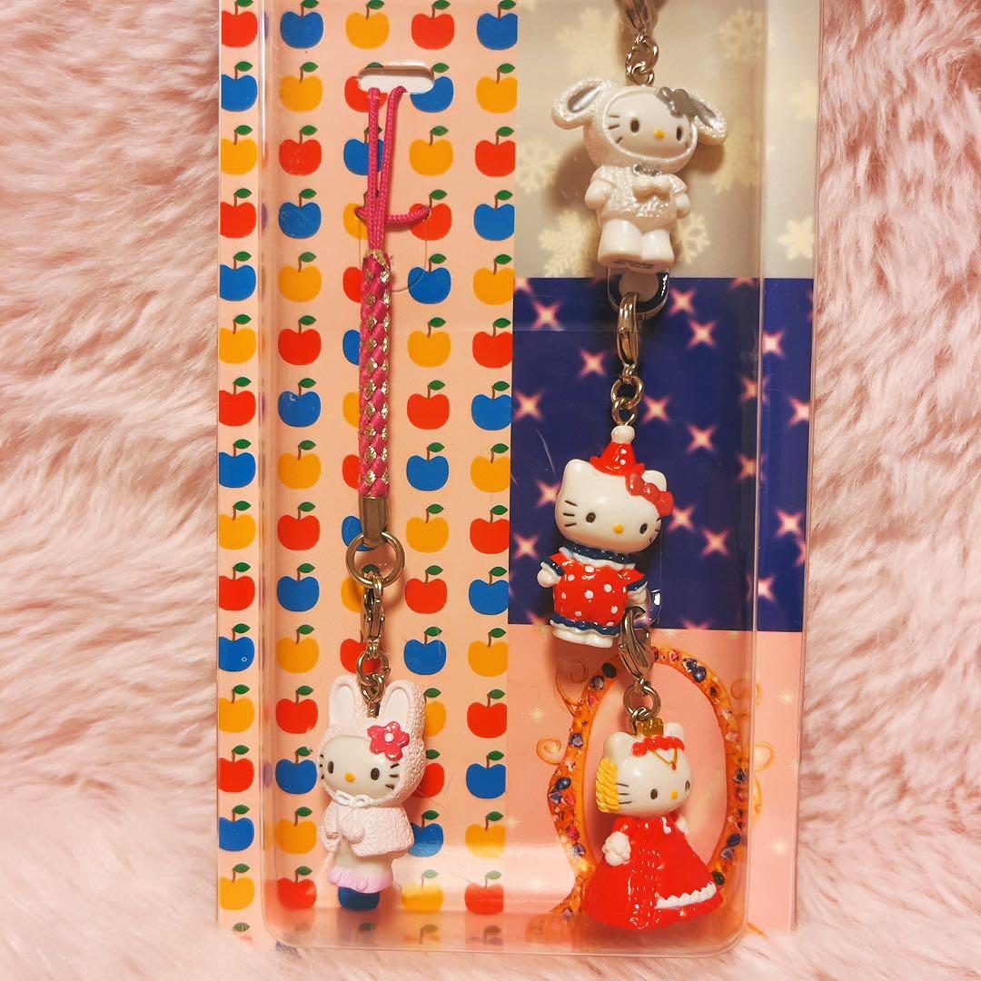 希少レア　ハローキティ　グッズコレクション　根付け　4Pアソート ③ 2005