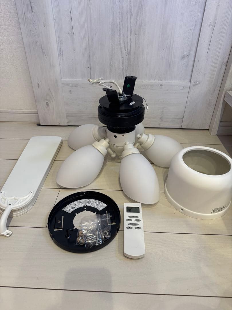 シーリングファン WF444P1 リモコン付き