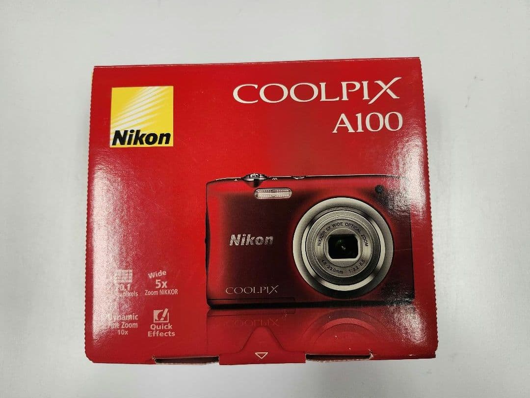 デジタルカメラ　Nikon Coolpix A100 レッド 本体