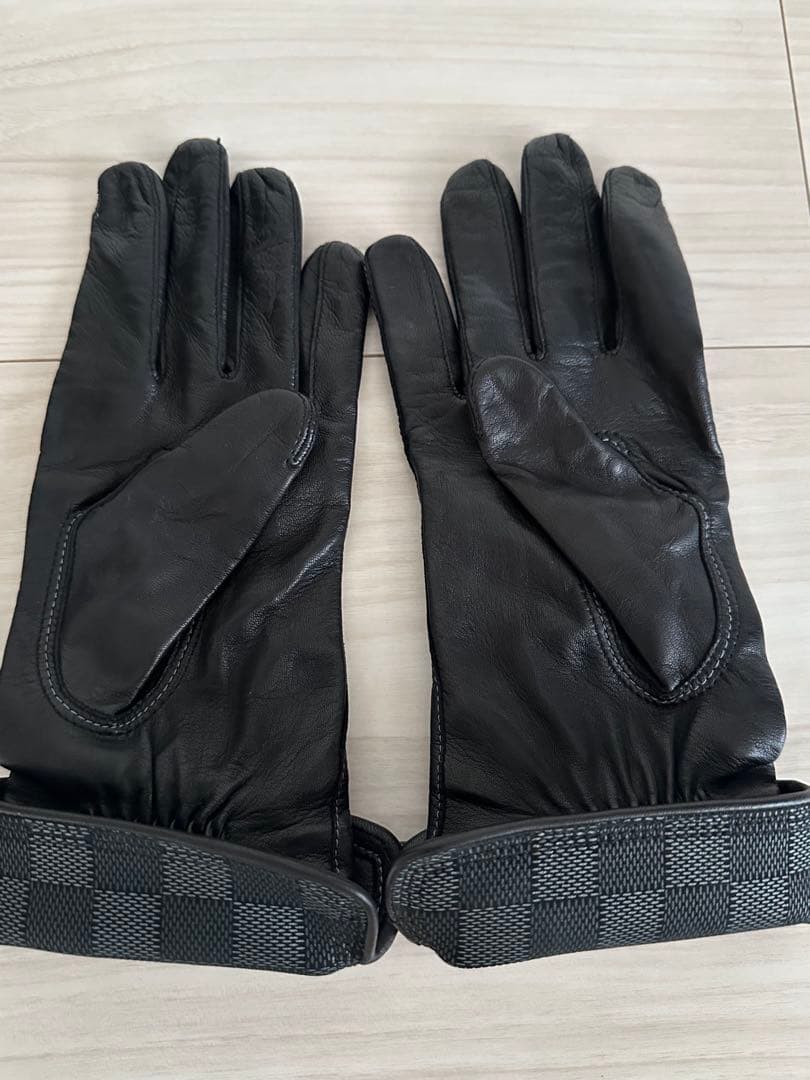 LOUIS VUITTON ルイ・ヴィトン ダミエ レザー グローブ　革手袋