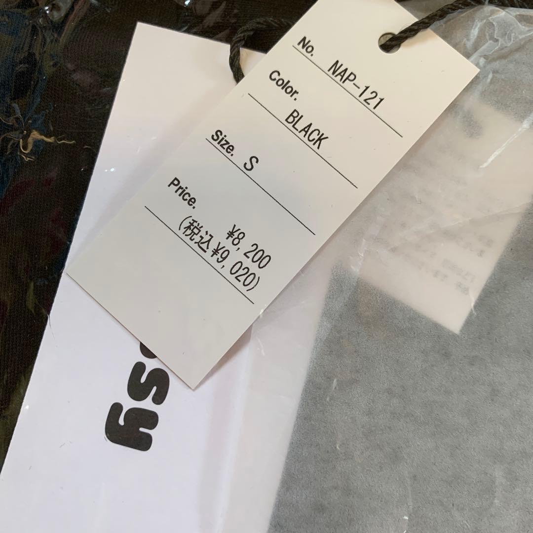 Nissy Naptime モックネックTシャツ