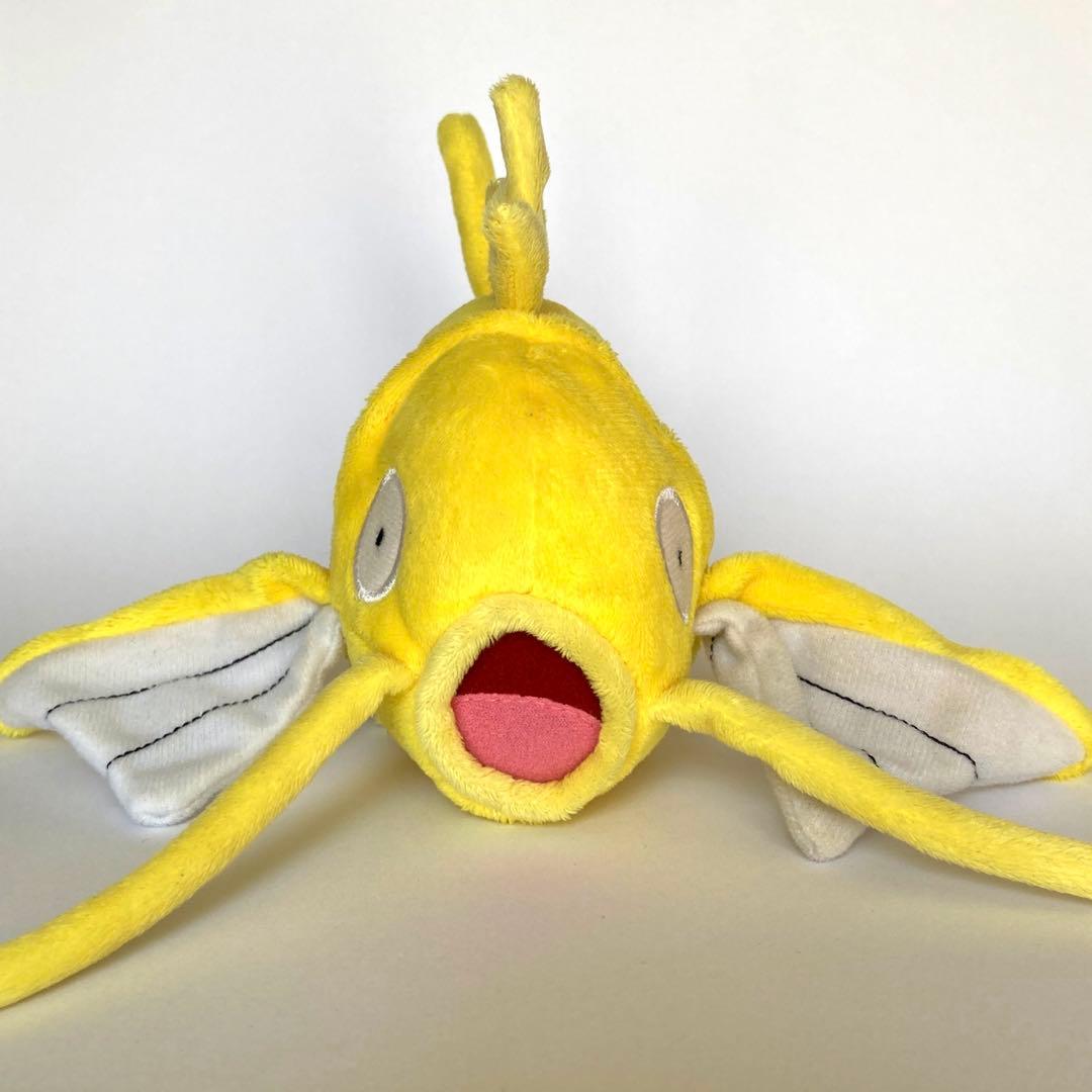 ポケモンセンター 名古屋 オリジナル コイキング ぬいぐるみ 色違い 金 希少