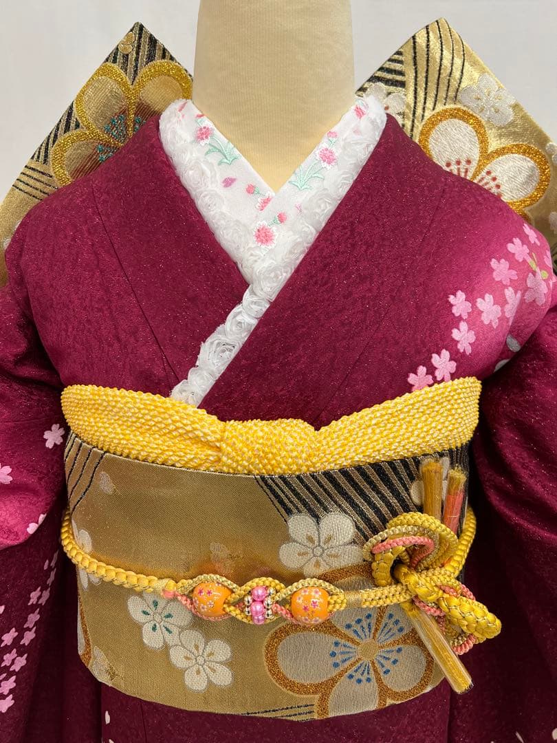 振り袖　フルセット　長襦袢　成人式　 金彩加工　刺繍入り　金通し　ワイン 655