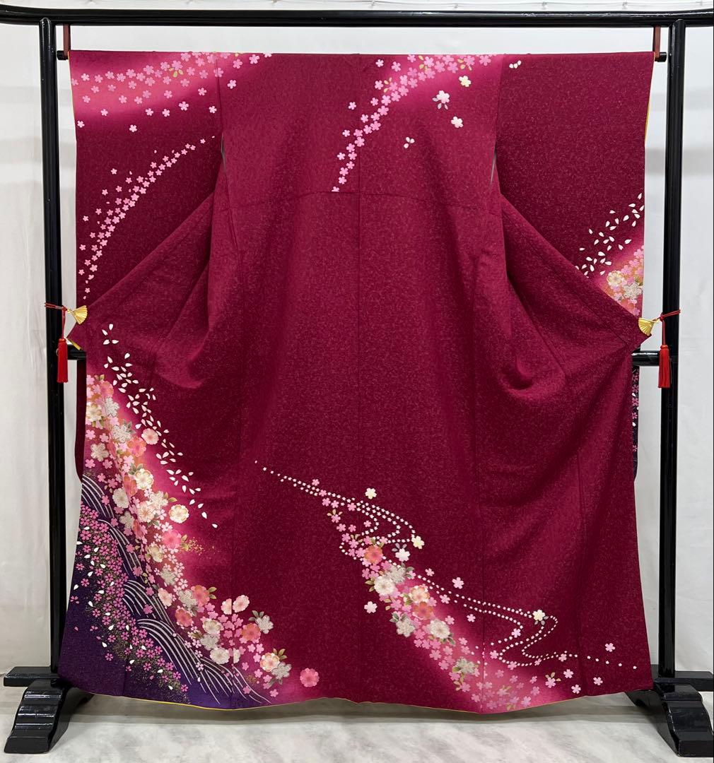 振り袖　フルセット　長襦袢　成人式　 金彩加工　刺繍入り　金通し　ワイン 655