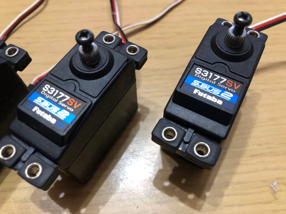 フタバ　S3177SV デジタルサーボ4個セット　中古
