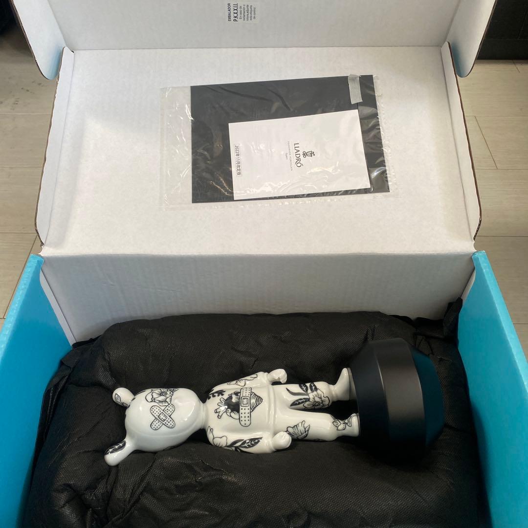 新品未使用　リヤドロ LLADRO The Guest by Henn Kim小