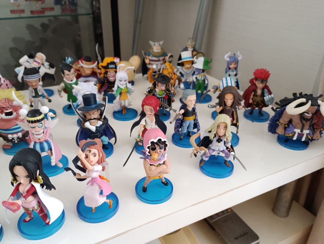 ワンピースワールドコレクタブルフィギュア129体まとめ売り