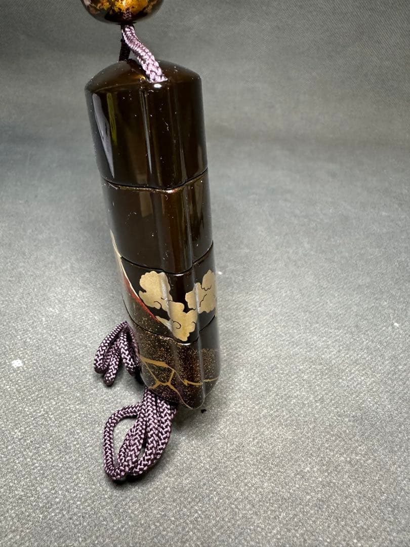 印籠　富士　蒔絵　根付　置物　古美術品　 細密細工　骨董　アンティーク　工芸品