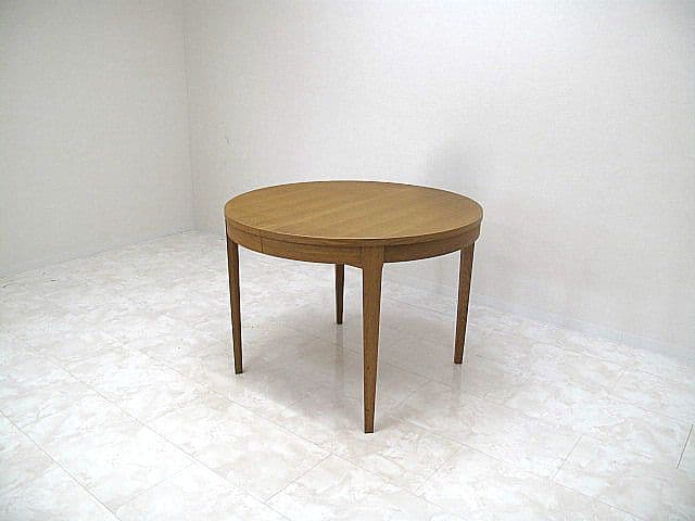 カリモク　ラウンド型エクステンションダイニングテーブル W96ｃｍ/137cm