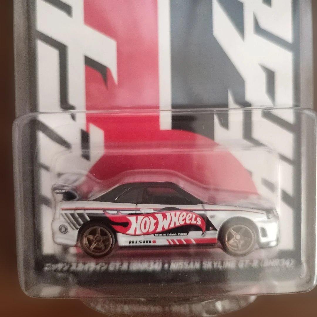 ホットウィール スカイラインGT-R (BNR34) コンベンション 右向き