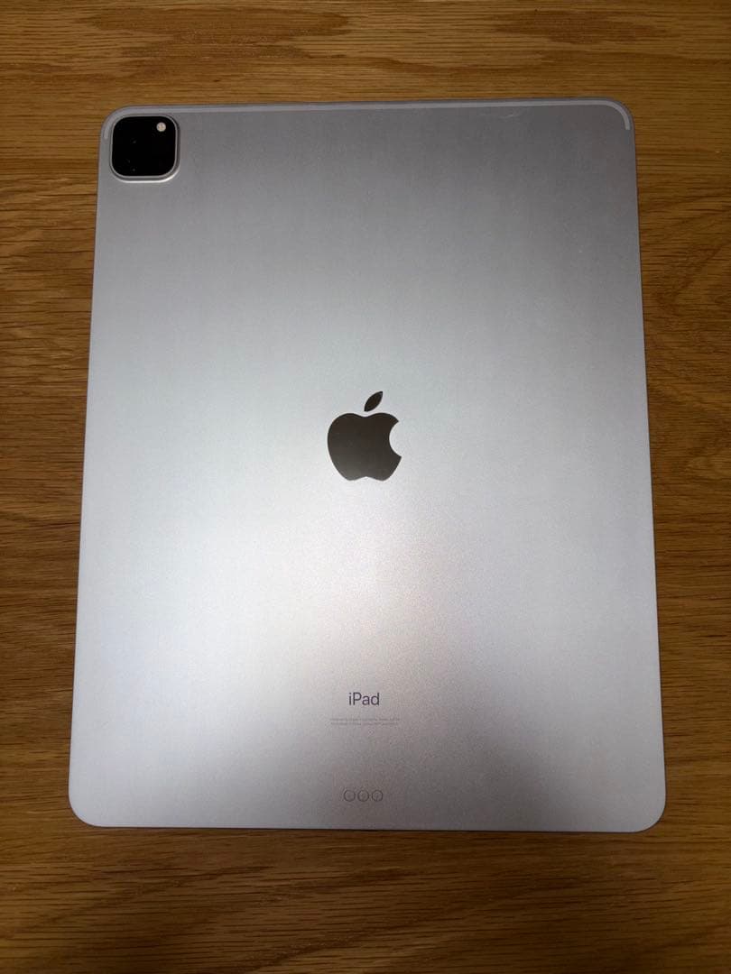 C*m様 iPad pro 12.9インチ(第4世代)128GB マジックキーボ