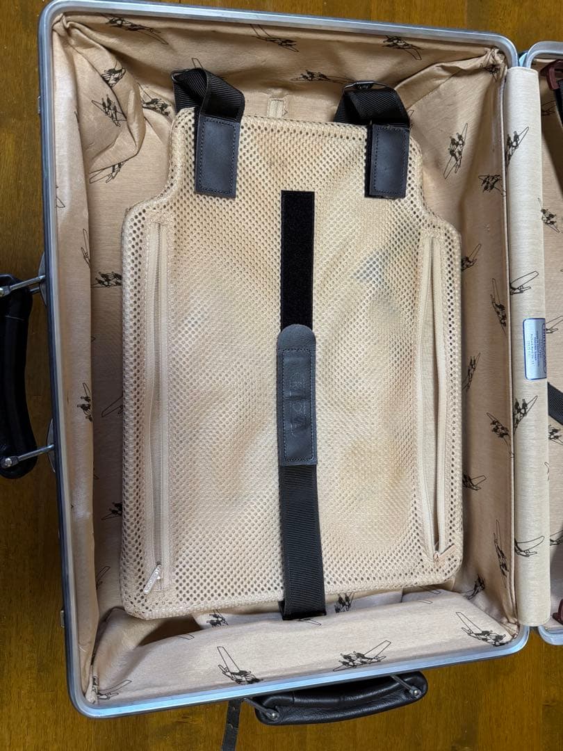 RIMOWA リモワ クラシック　2輪　機内持込サイズ