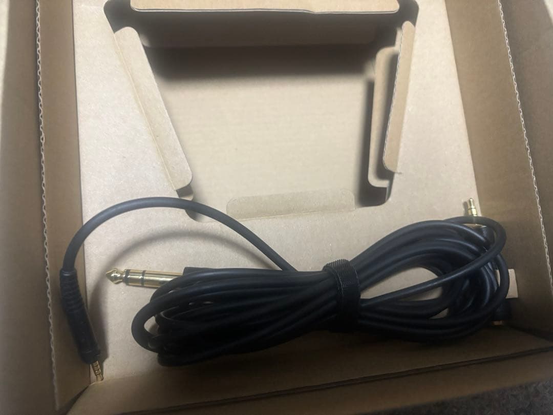 ゼンハイザー　hd599se ほぼ新品