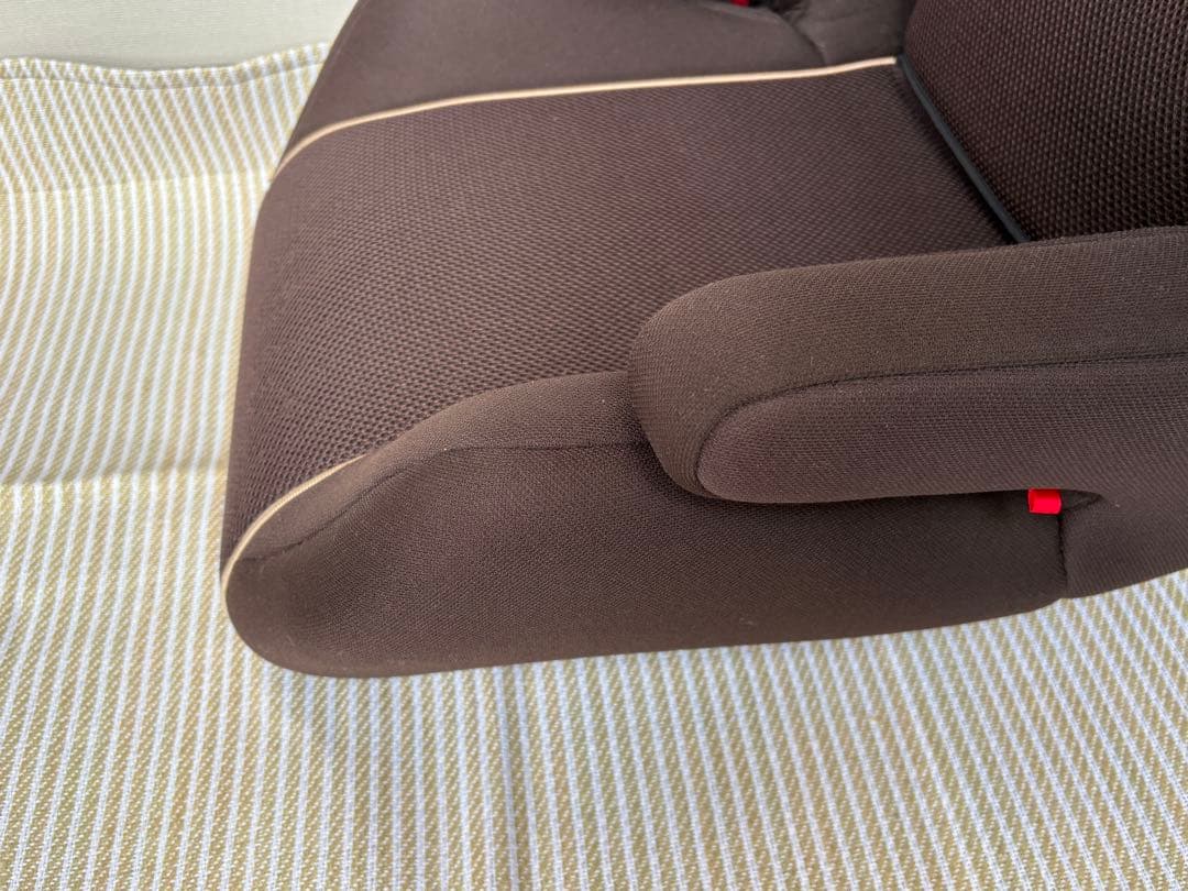 2台セット送料無料！　リーマン　ハイバックジュニアシート　軽い・簡単・使いやすい