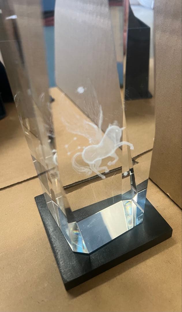 クリスタルユニコーンの置物