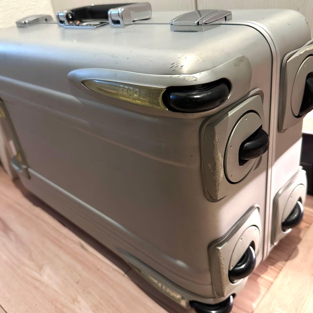 【希少】ゼロハリバートン アルミ キャリーケース ZR21WT-SI