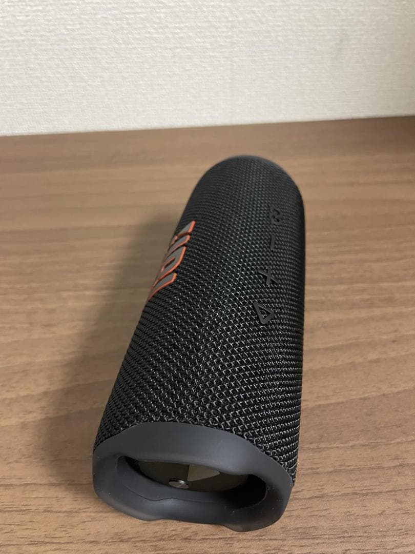 JBL FLIP6 Bluetoothスピーカー 2ウェイ・スピーカー構成/Um