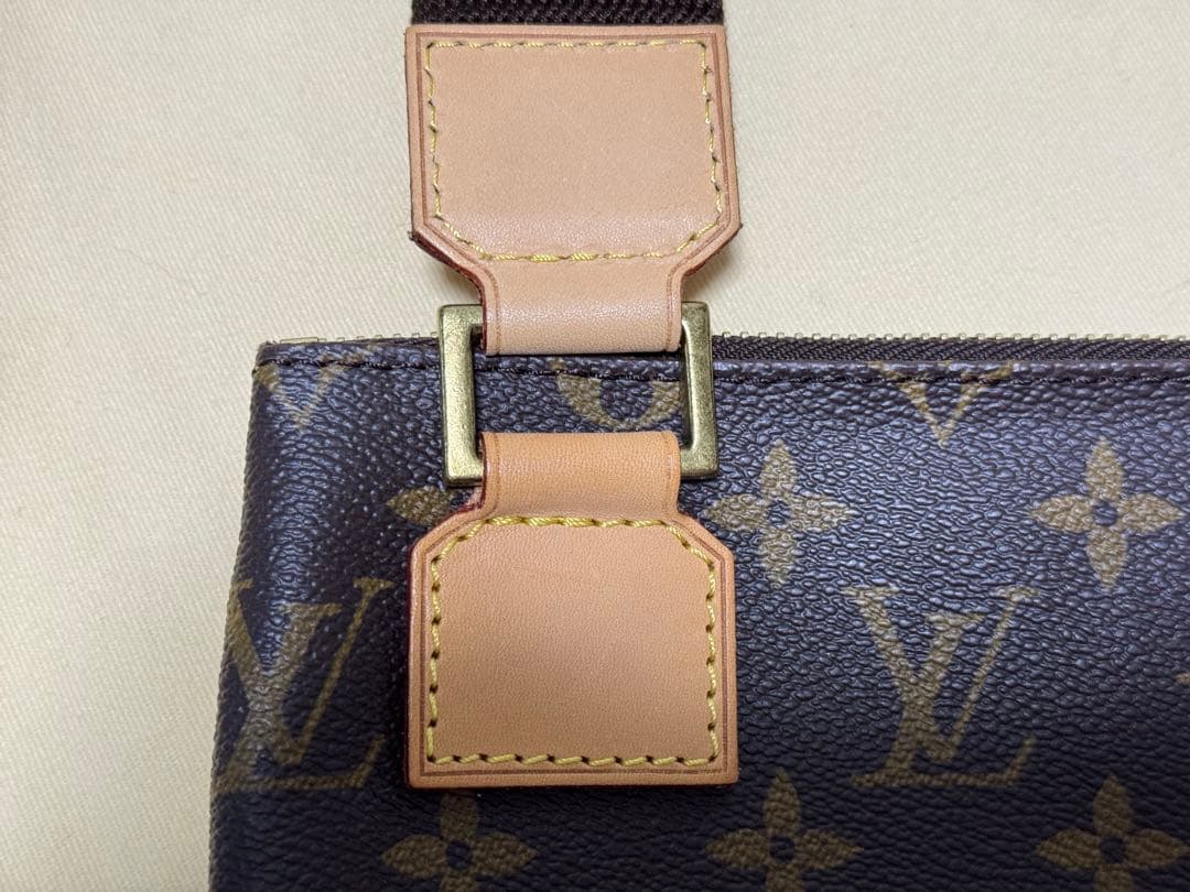 ルイヴィトン ショルダーバッグ モノグラム ポシェットボスフォール 極美品