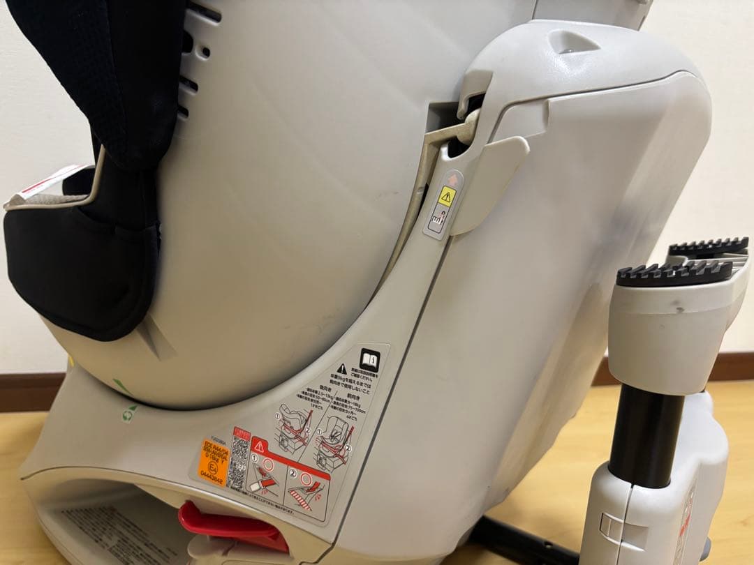 美品⭐︎チャイルドシート　エールベベ クルットNT/クルットNT2