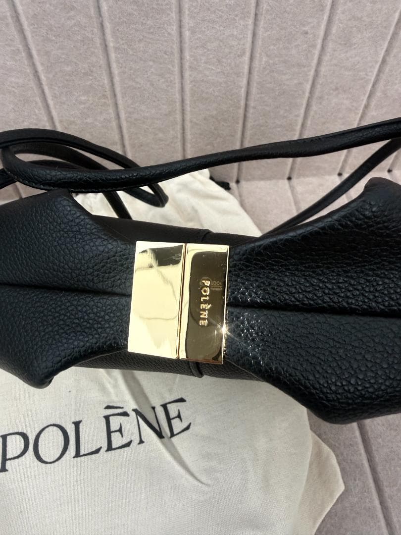 【美品】Beri ショルダーバッグ 黒