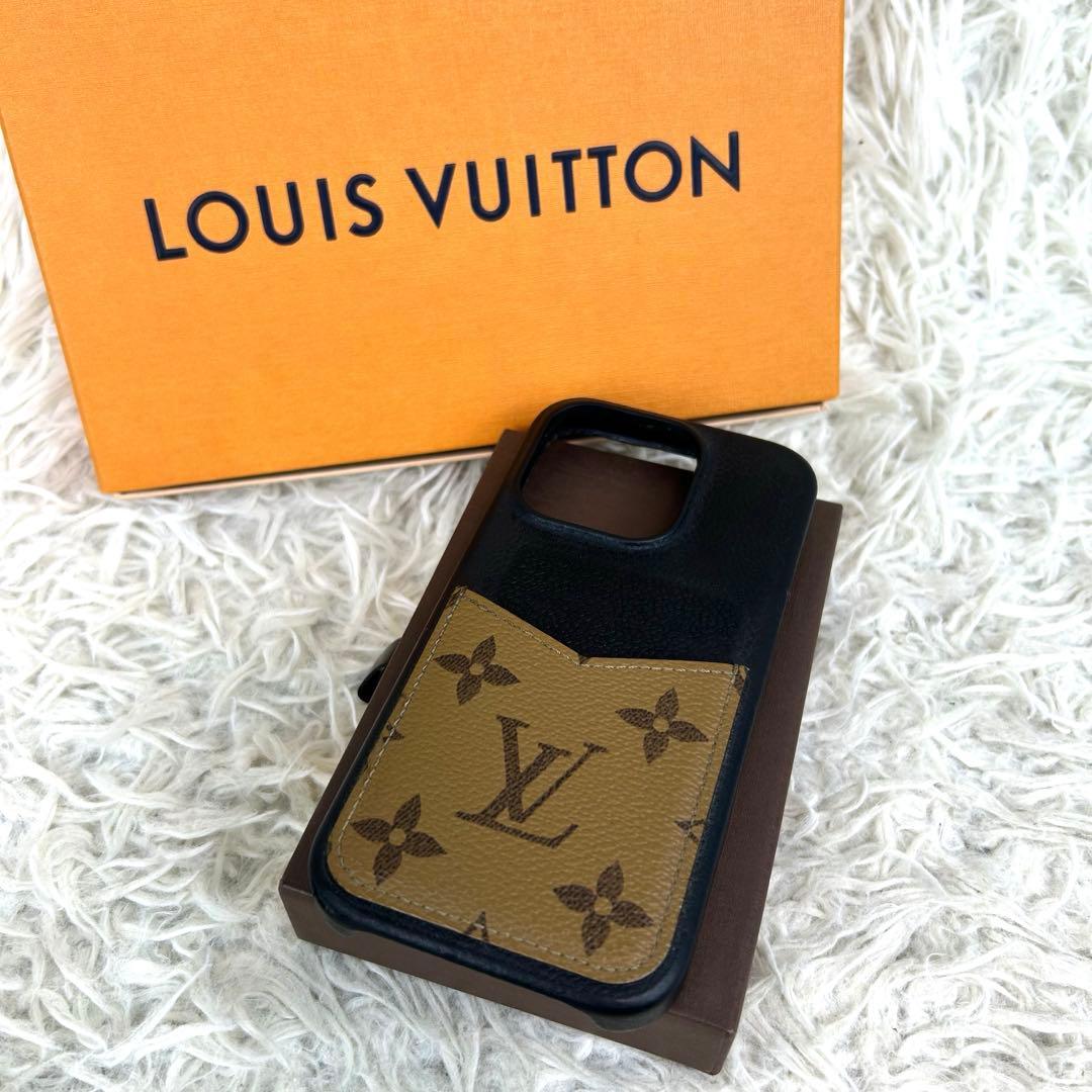 LV ルイヴィトン IPHONE バンパー 15PRO M2889 現行モデル