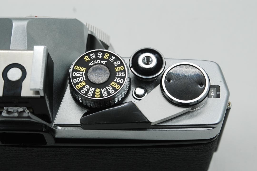 動作品OLYMPUS OM-1 ZUIKO MC AUTO-S 50/1.4