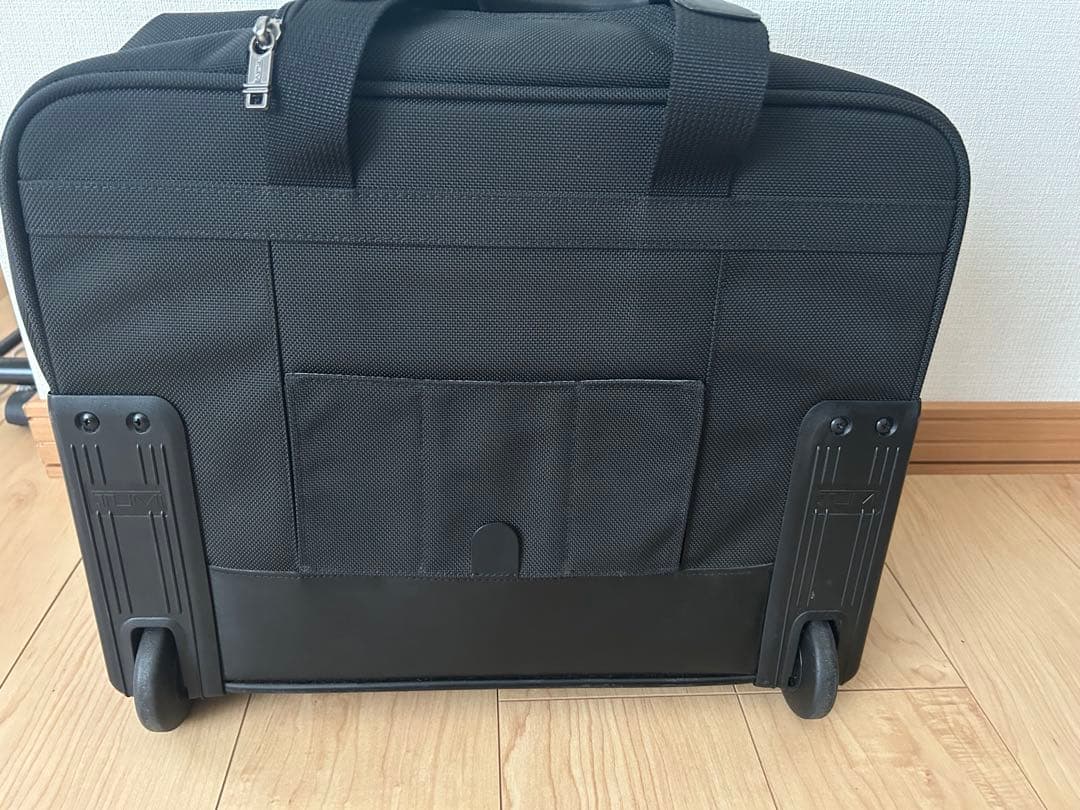 TUMI ブラック ナイロン キャリーケースビジネスバッグ 26003D4