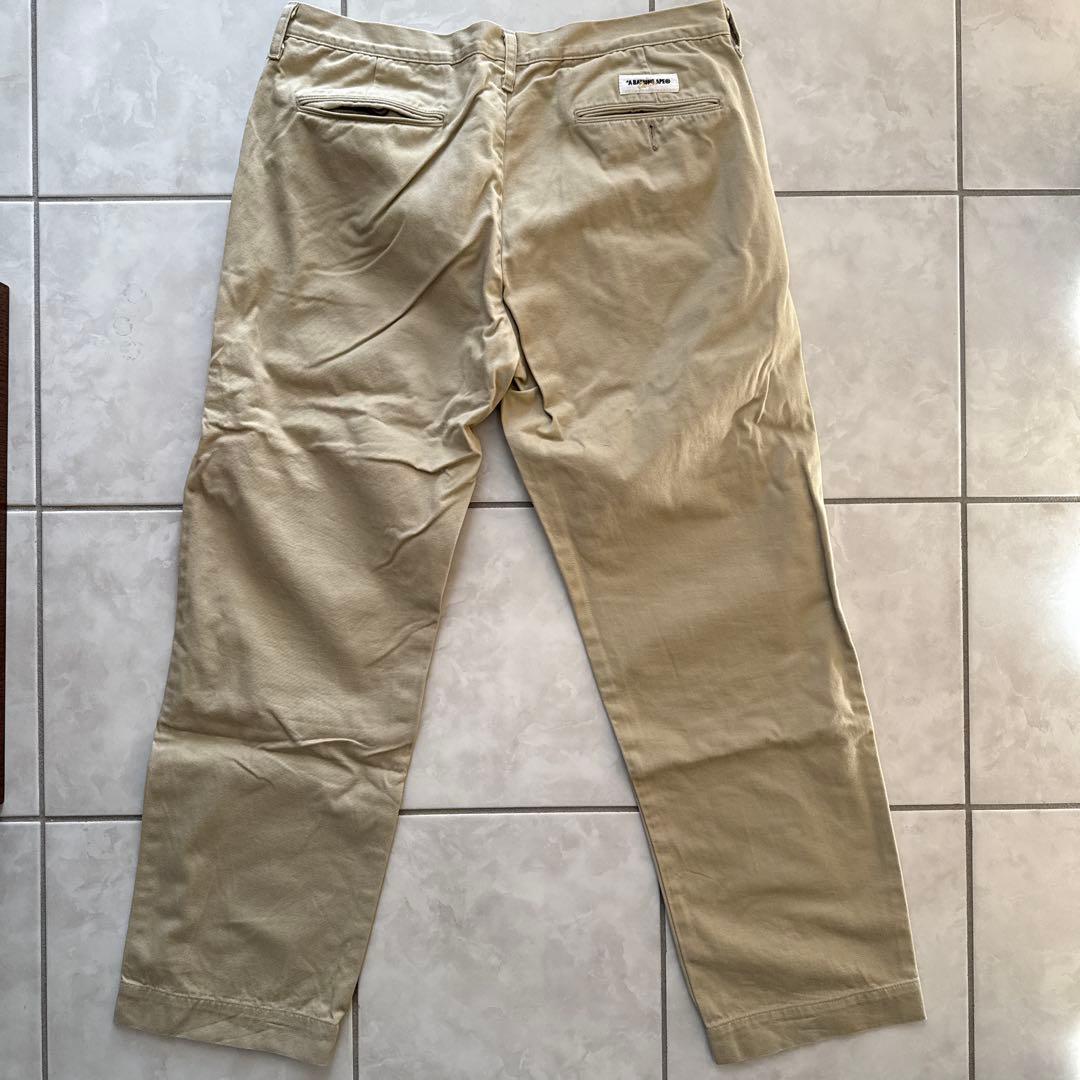 エイプ　ベージュ チノパン