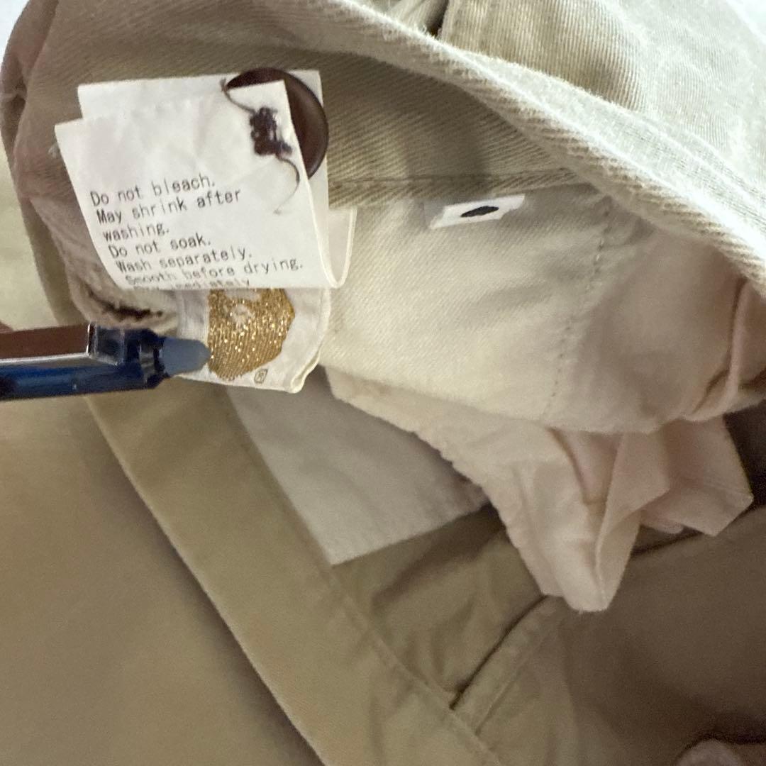 エイプ　ベージュ チノパン