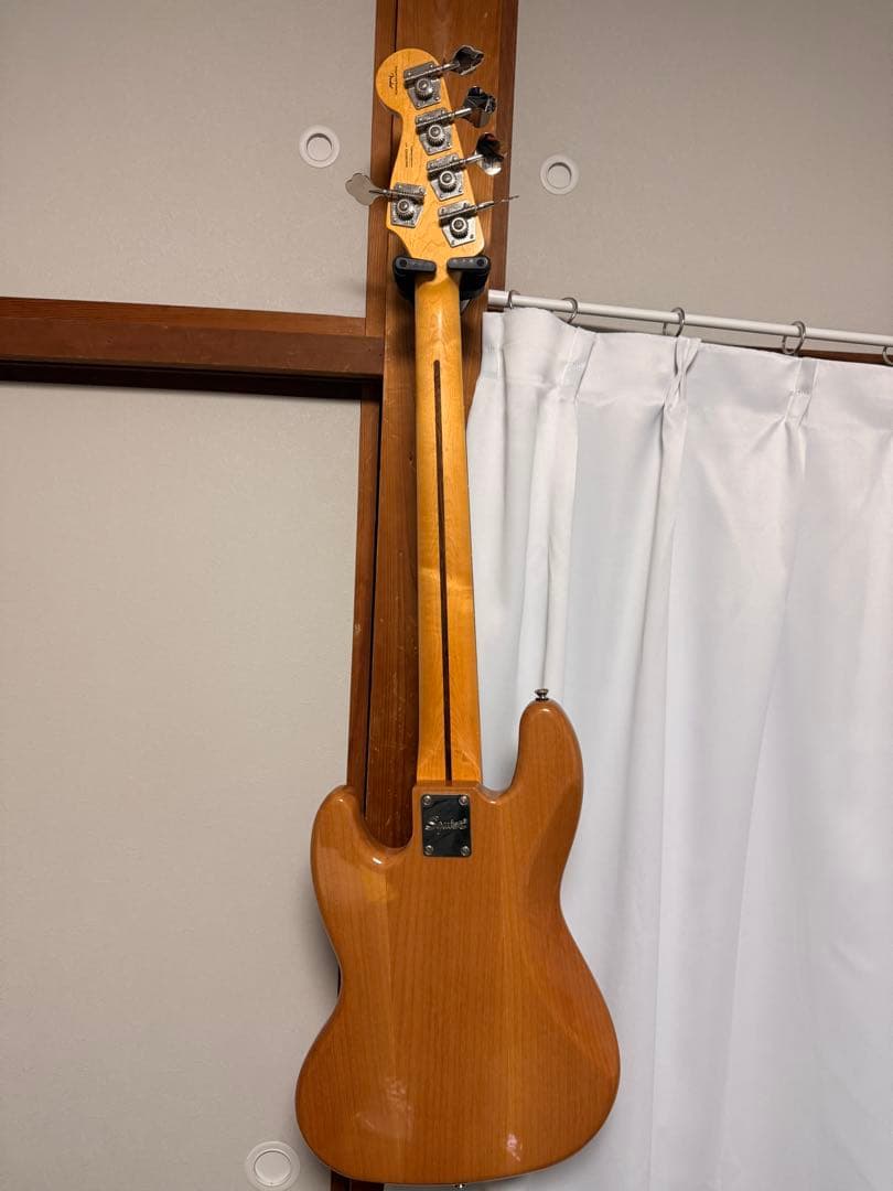 ベース Classic Vibe '70s Jazz Bass V