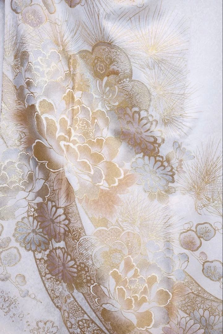 ＊新品＊高級振袖美品 振袖 白地 金駒刺繍 豪華絢爛な花々 結婚式 成人式
