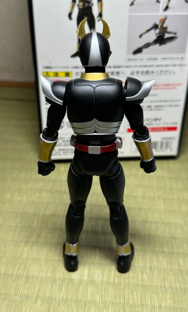 真骨彫製法 SHフィギュアーツ 仮面ライダーアギト グランドフォーム